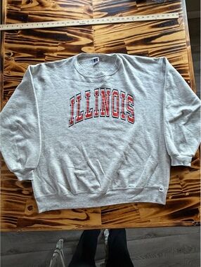 Russell Athletic Illinois gray crewneck sweatshirt